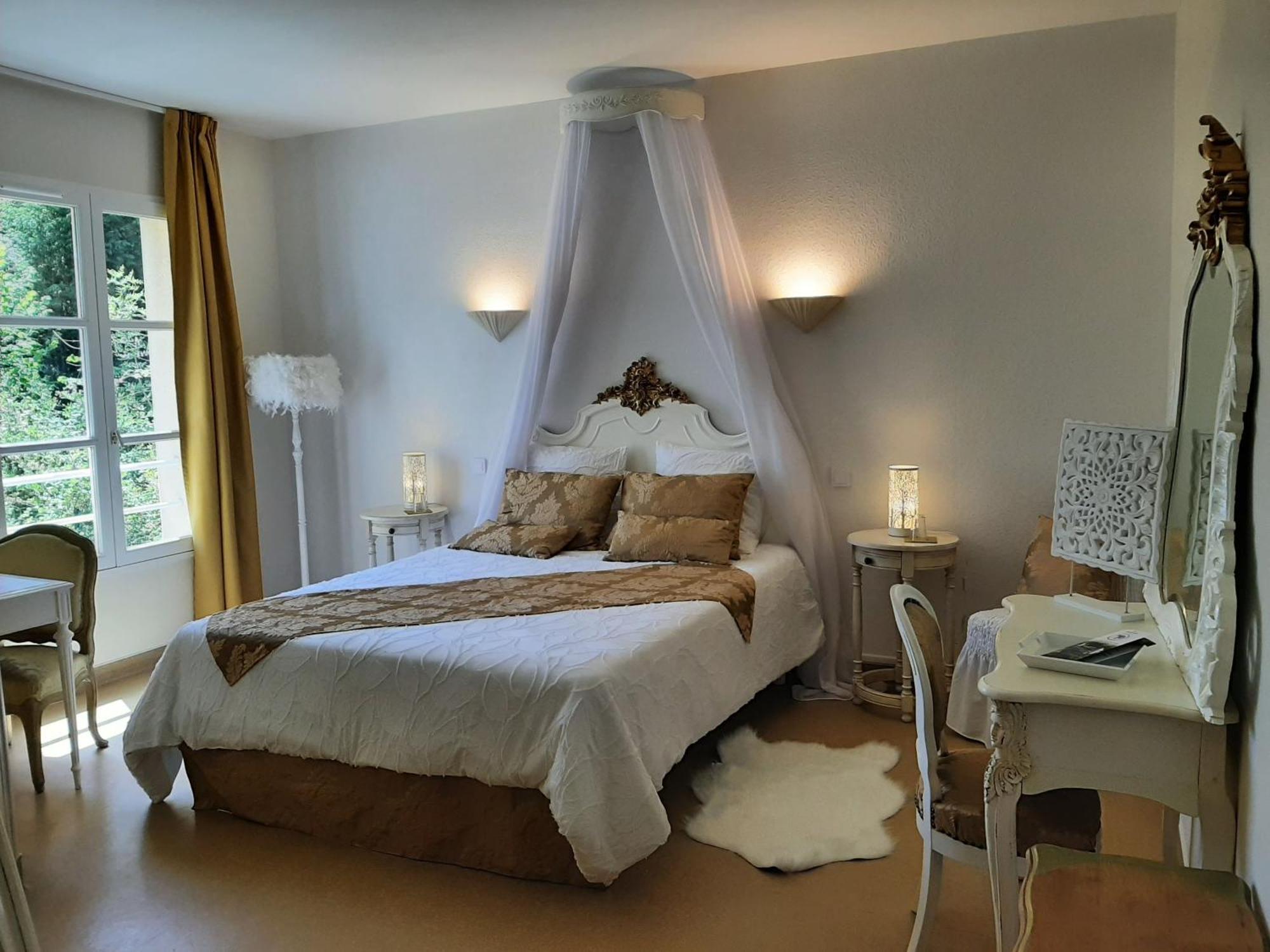 Un séjour d'exception au Logis du Château Saint-Pierre-de-l'Isle Exterior foto