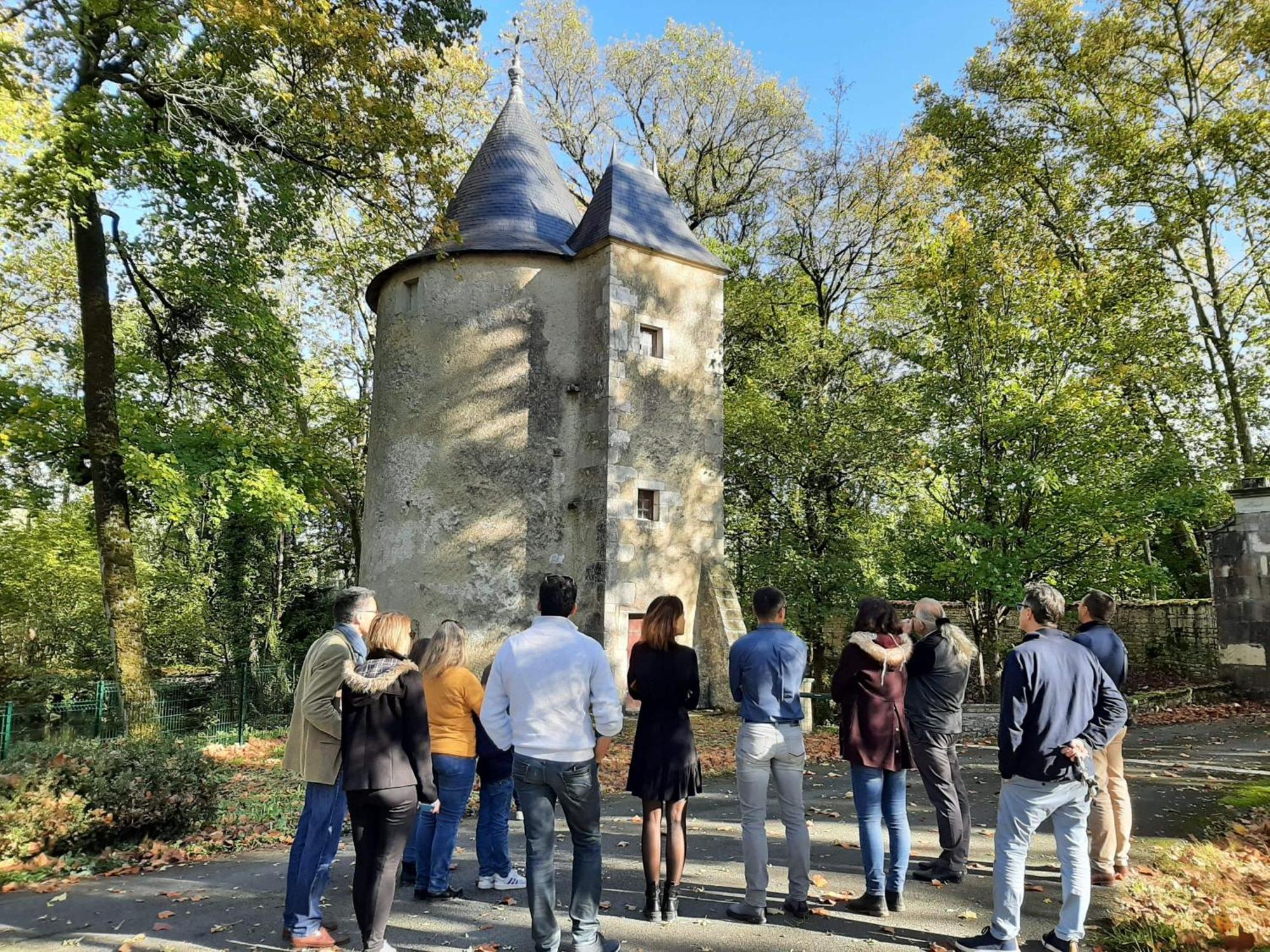 Un séjour d'exception au Logis du Château Saint-Pierre-de-l'Isle Exterior foto