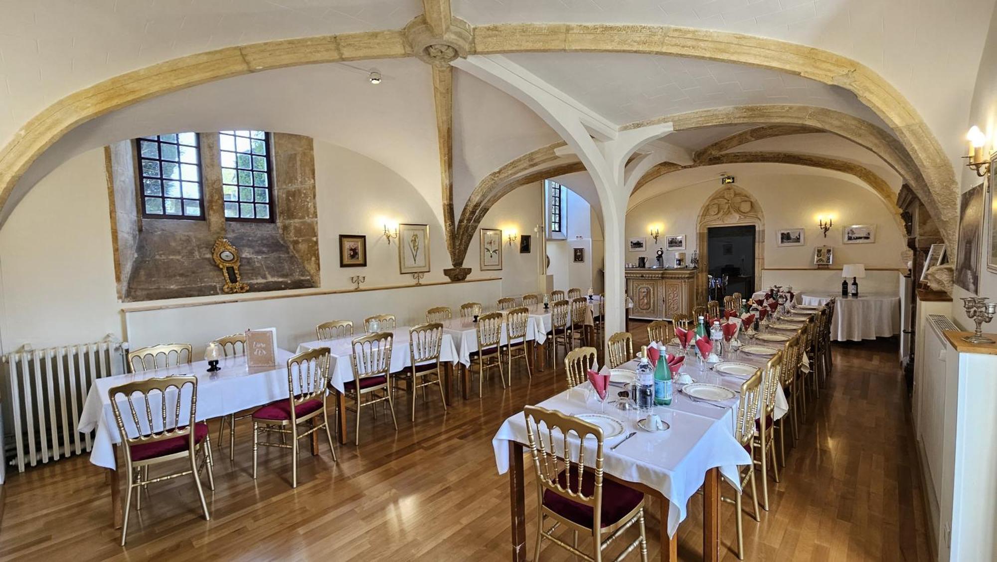 Un séjour d'exception au Logis du Château Saint-Pierre-de-l'Isle Exterior foto